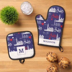 London Landmarks Pattern Oven Mitt & Pot Holder Set