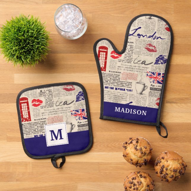 London Newspaper Pattern Oven Mitt & Pot Holder Set (Top Down)