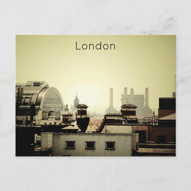 London - Skyline Holiday Postcard (Front)