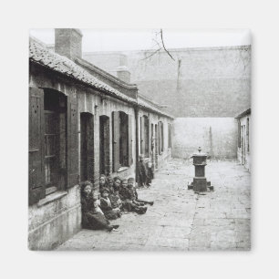 London Slums Magnet