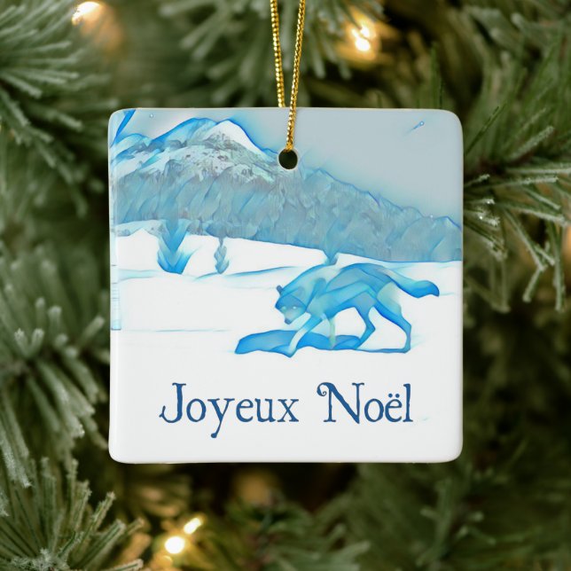 Lone Wolf In WInter - Joyeux Noël Ceramic Ornament (Tree)