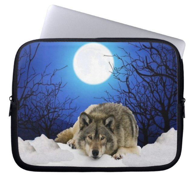 Lonely watcher wolf on a laptop sleeve (Front)