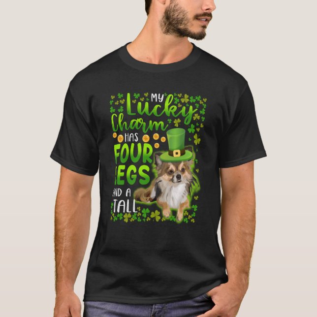 Long Haired Tan Chihuahua Green Hat Charm St Patri T-Shirt (Front)