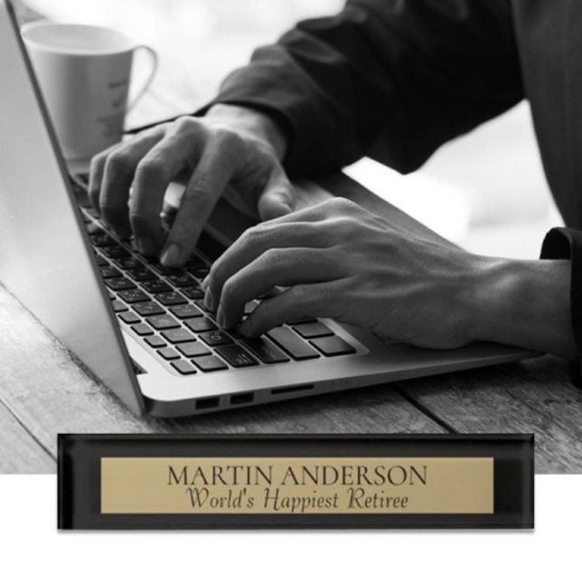 LOOK! Happiest Retiree name plate. Great gift! Des Nameplate (Creator Uploaded)