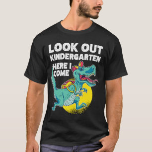 Look out Kindergarten dinosaur with backpack here  T-Shirt