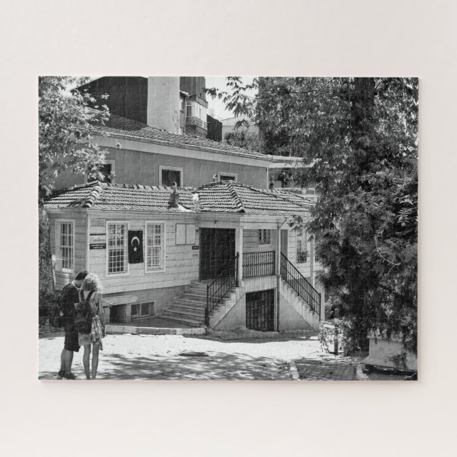 Looking for the way jigsaw puzzle (Horizontal)