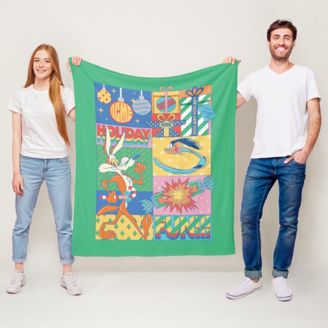 LOONEY TUNES™ | Holiday Fun Fleece Blanket (In Situ)