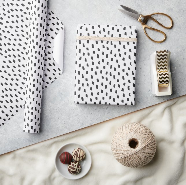 Loose Mark Black & White Wrapping Paper (Crafts)