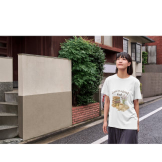 Lost in a Good Book – Cozy Reading Lover Watercolo T-Shirt