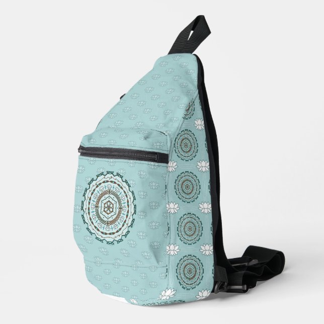 Lotus Weave Sling Bag (Right Corner)