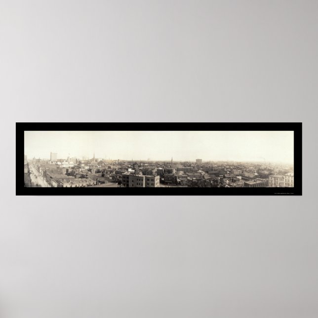 Louisville, Kentucky Photo 1910 Poster (Front)