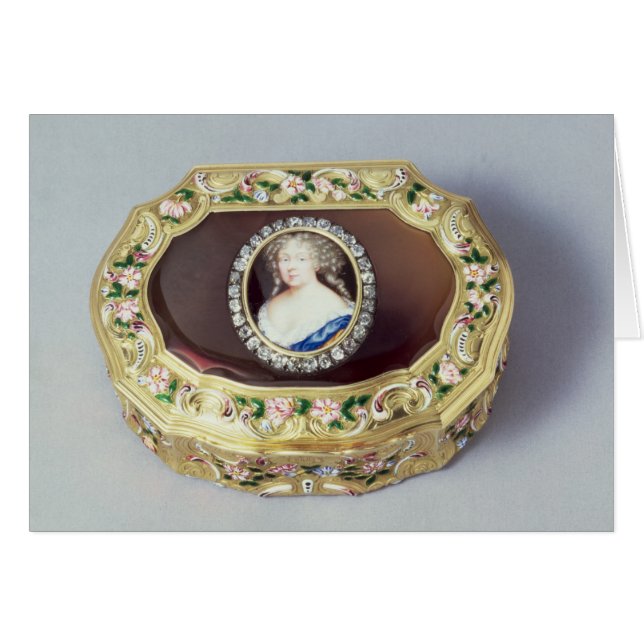 Louix XV oval snuff box (Front Horizontal)