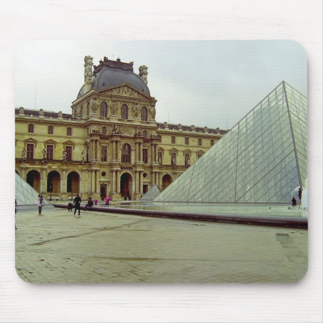 Louvre museum mouse mat (Front)