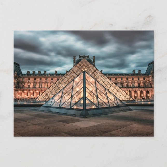 Louvre museum postcard (Front)