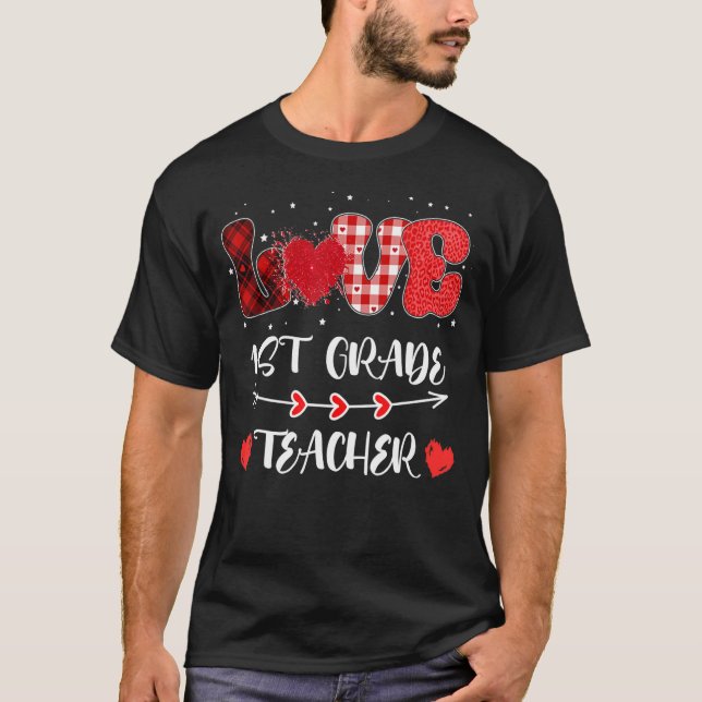 Love 1st Grade Teacher Heart Leopard Buffalo Plaid T-Shirt (Front)