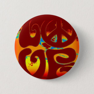 LOVE 6 CM ROUND BADGE