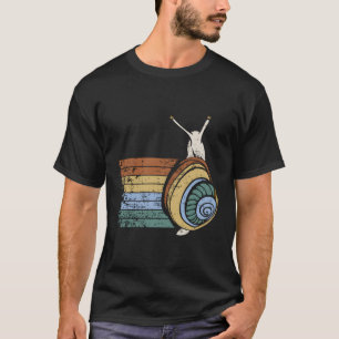 Love Animals Retro Snail Gift Design Idea For Snai T-Shirt