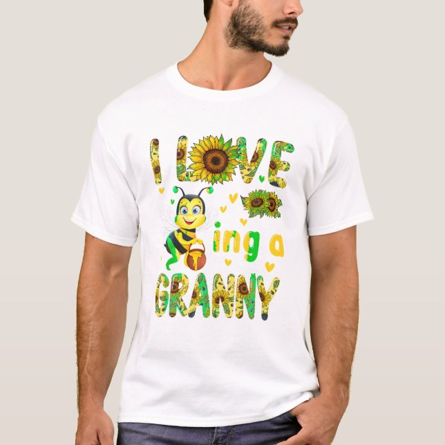 Love Being A Granny Cute T-Shirt (Front)