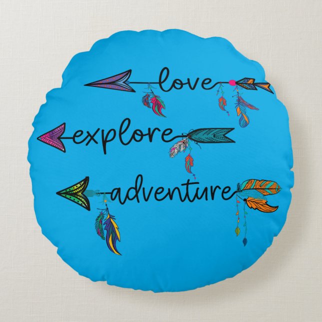 Love Explore Adventure Arrow Tribal Boho Design Round Cushion (Front)