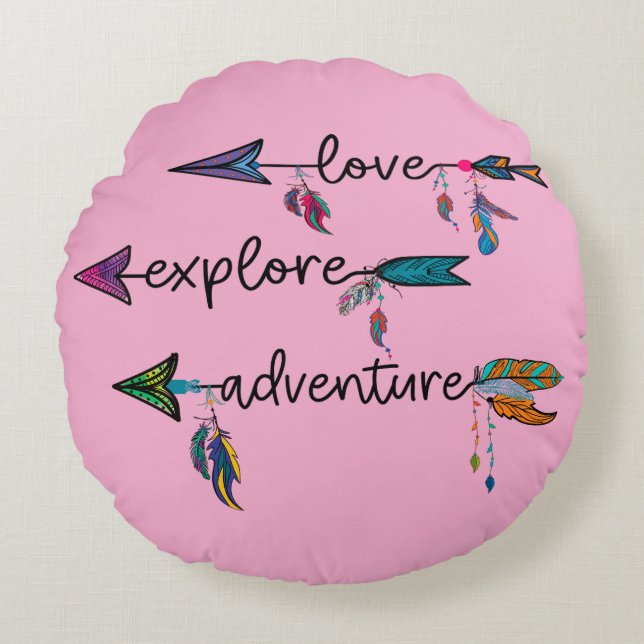Love Explore Adventure Arrow Tribal Boho Design Round Cushion (Front)