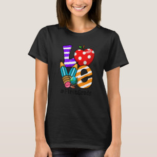 Love First Grade Back To School First Day Of Schoo T-Shirt