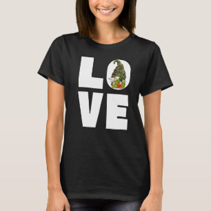 Love Gardening Gnome For Men And Women  Garden Gra T-Shirt