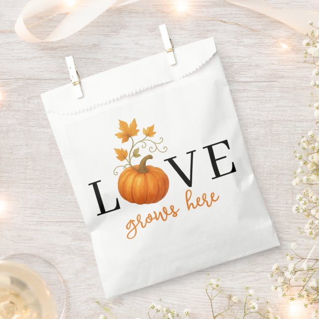LOVE Grows Here | Pumpkin Lettering Autumn Favour Bags (Clipped)