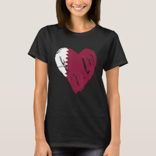 Love Heart Vintage Retro Qatar Flag T-Shirt