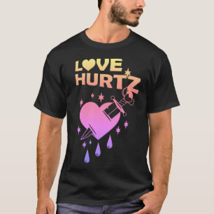 Love hurts classic T-Shirt