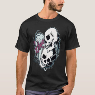 Love is Forever A cute romantic gothic skull Valen T-Shirt