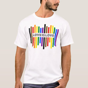 "Love is love" rainbow flag stripes T-Shirt