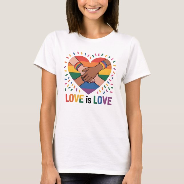 Love is love T-Shirt (Front)