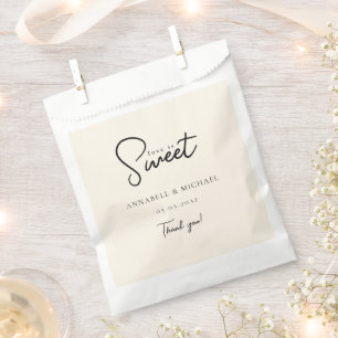 Love is Sweet! Elegant, Simpel, Wedding Favour Bags