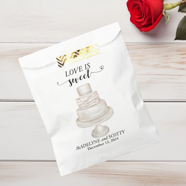 Love is Sweet Wedding Cake  Favour Bags (Creator Uploaded)