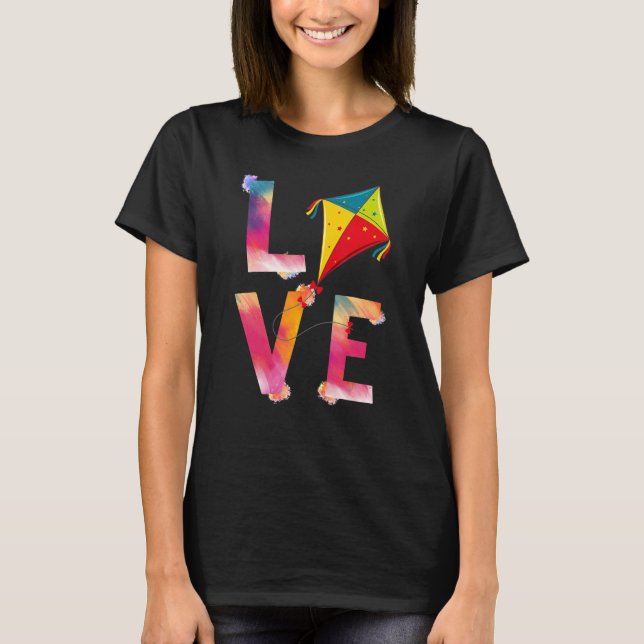 Love Kite Flying National Kite Month Kite Enthusia T-Shirt (Front)