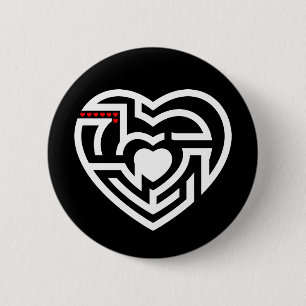 love labyrinth 6 cm round badge
