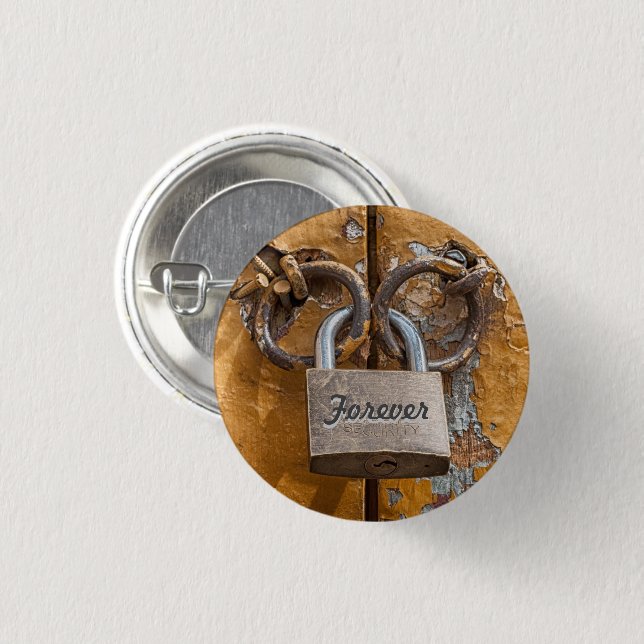Love Lock on Worn Antique Door 3 Cm Round Badge (Front & Back)