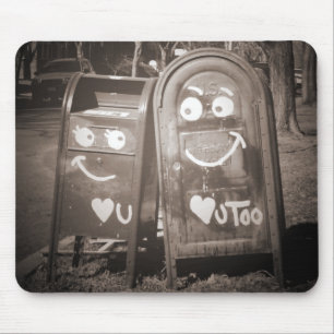 love mailboxes : i heart you mouse mat