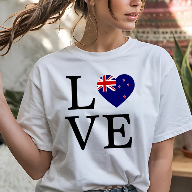 Love New Zealand with Flag Heart T-Shirt (Creator Uploaded)