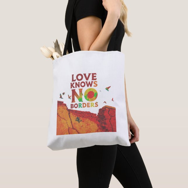 love no tote bag (Close Up)