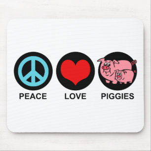 Love Piggies Mousepad