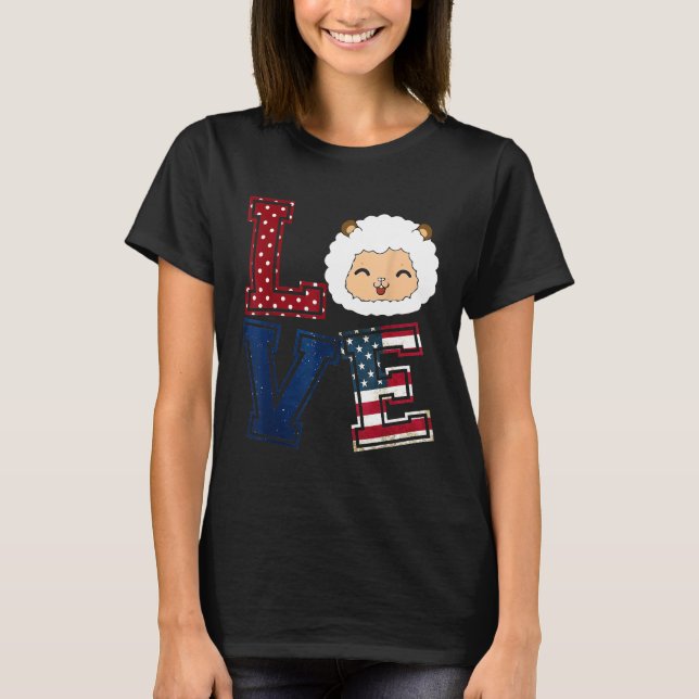 LOVE Sheep Face American Flag Patriotic 4th Of Jul T-Shirt (Front)