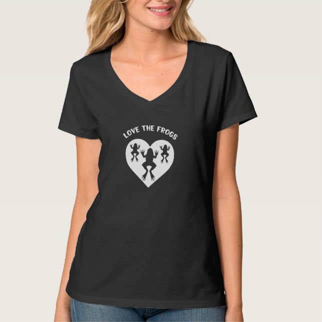 Love The Frogs Design For Frog Toad Fans T-Shirt (Front)