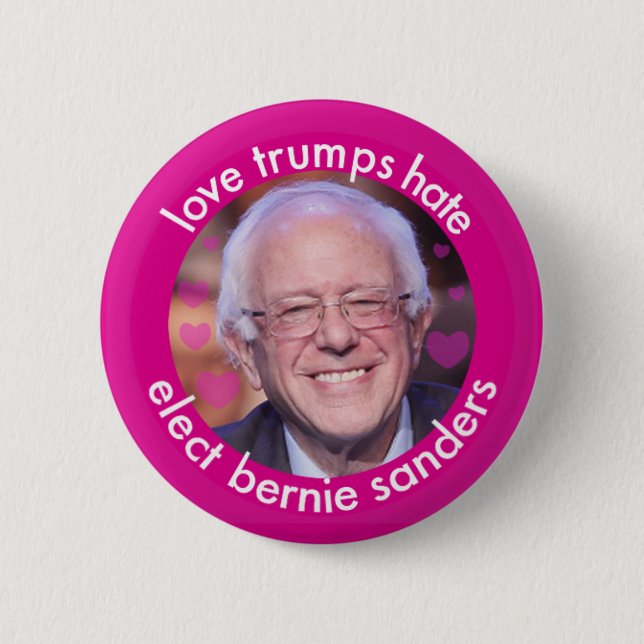 Love Trumps Hate 6 Cm Round Badge (Front)