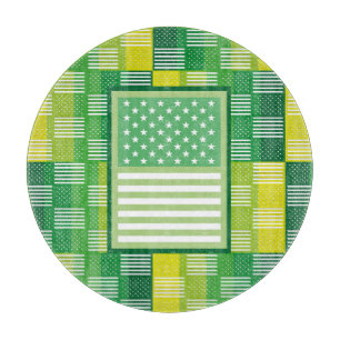 LOVE. USA / USA FLAG GREEN COLORS BY MASANSER CUTTING BOARD