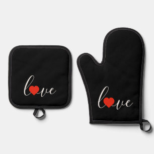 Love, With Heart Oven Mitt & Pot Holder Set