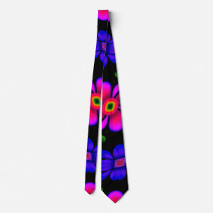 Lovely Pink Flowers Pattern Tie