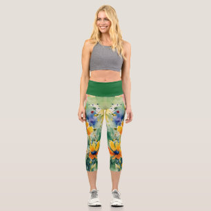 Lovely Sweety Flowers and Roses Capri Leggings