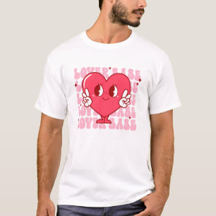 Lover Babe   Cute Smiling Heart & Repeating Text T-Shirt