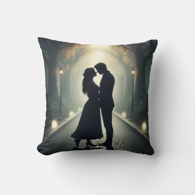 Lovers Cushion Silhouettes at dark (Front)